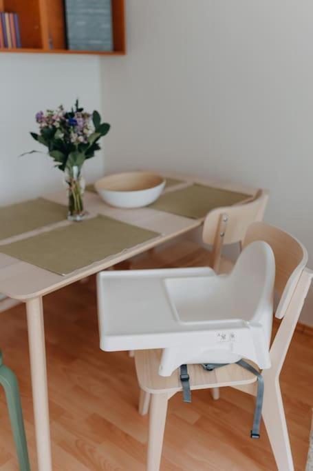 Orangehomes One Bedroom Art Apartment Budapest Luaran gambar